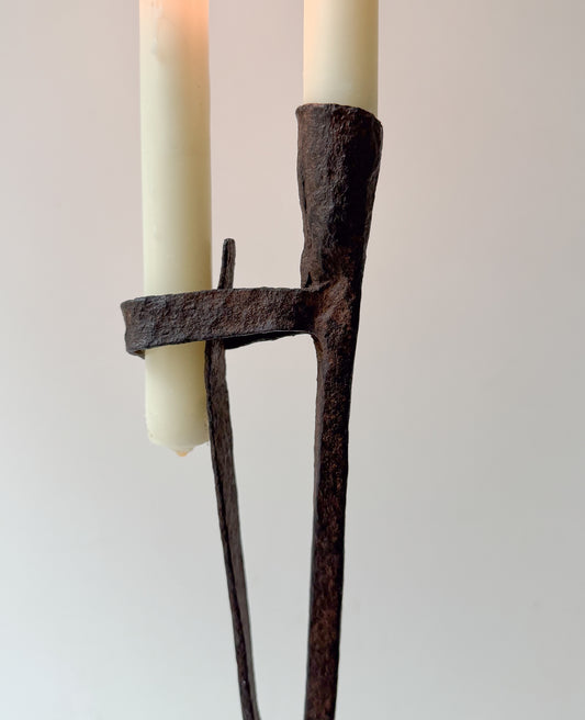 CHANDELIER FROM THE EARLY 20TH CENTURY